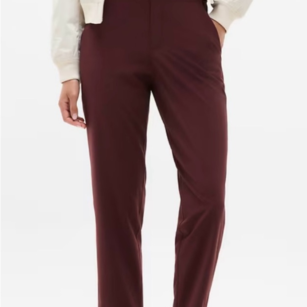 Athleta Brooklyn Mid rise Ankle pant in Maroon